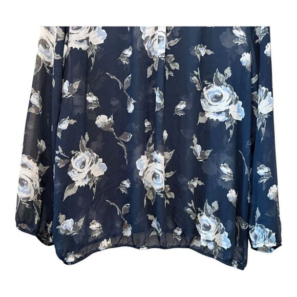 Lane Bryant Women’s Sheer Top Blue Floral V-Neck Blouse Size 18/20 - Picture 10 of 15